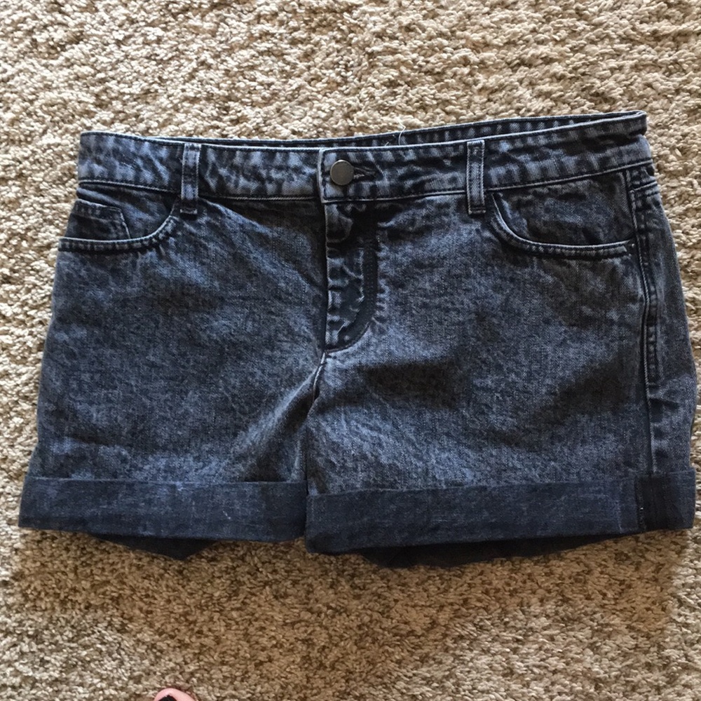 Alice and Olivia cuffed shorts.